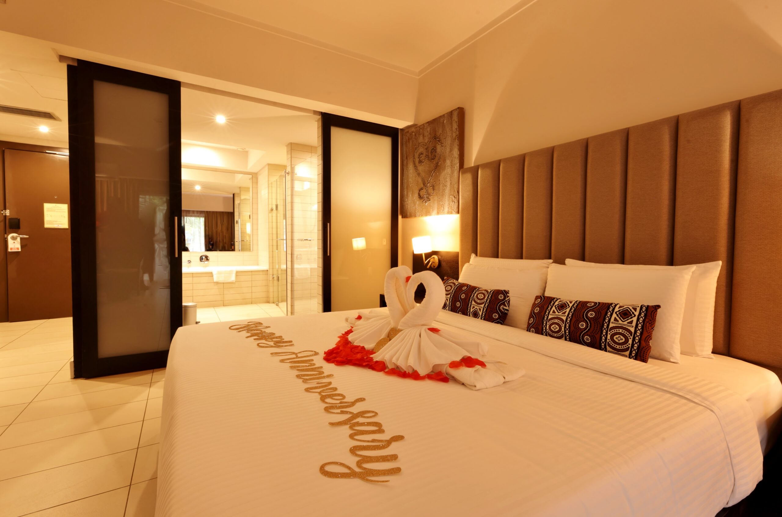 Labadi Beach Hotel luxury suite